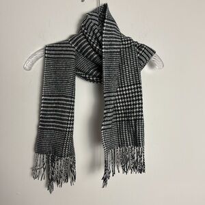Vintage 💯% Cashmere Scarf